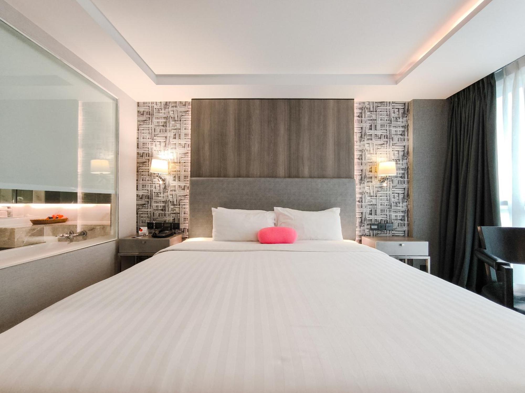 Citrus Suites Sukhumvit 6 By Compass Hospitality Banguecoque Exterior foto