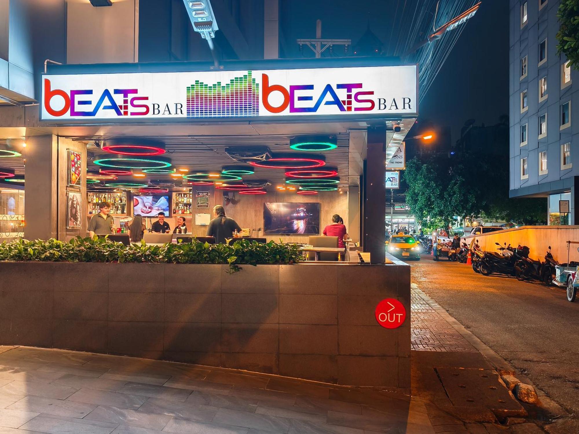 Citrus Suites Sukhumvit 6 By Compass Hospitality Banguecoque Exterior foto